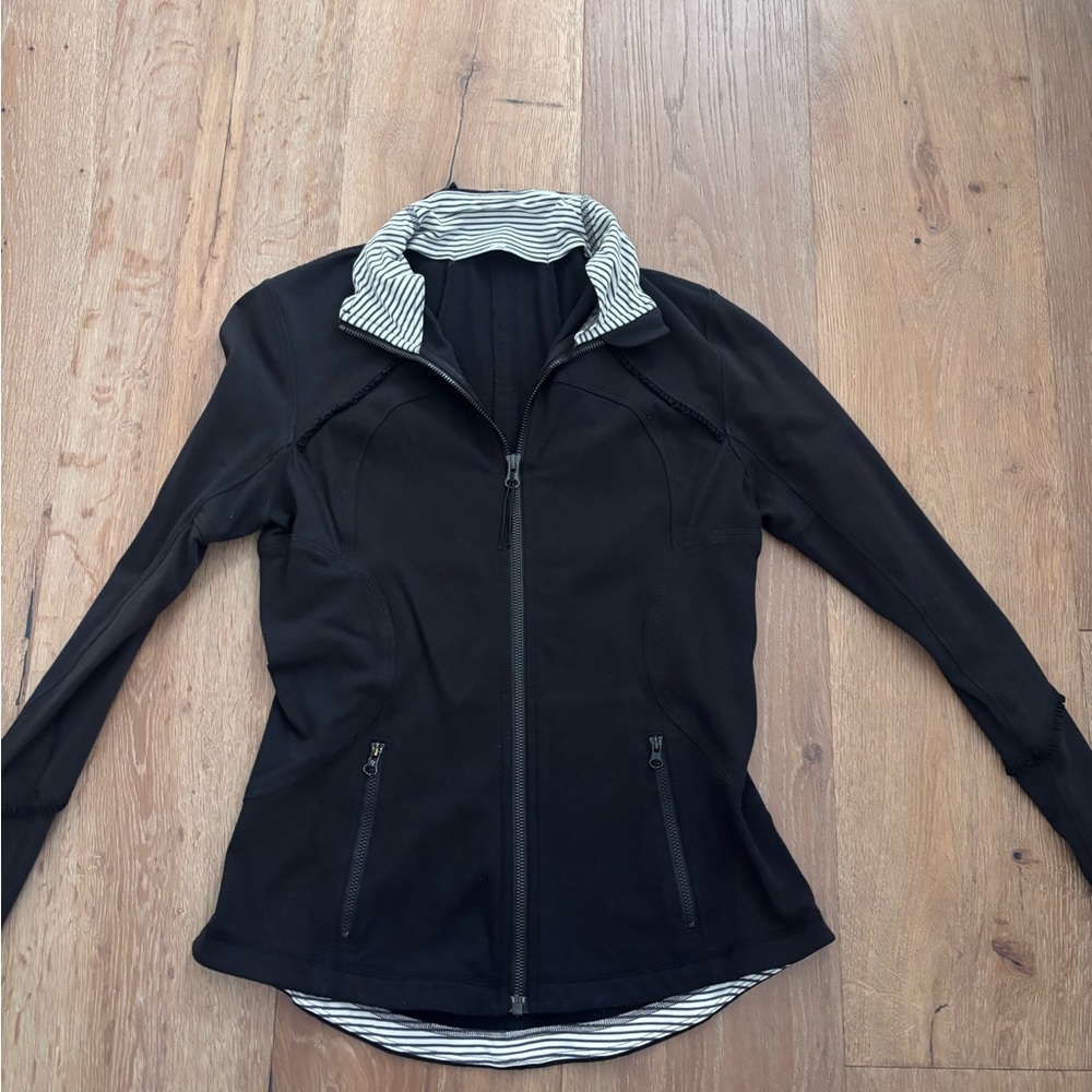 Lululemon define jacket with small ruffle detail.